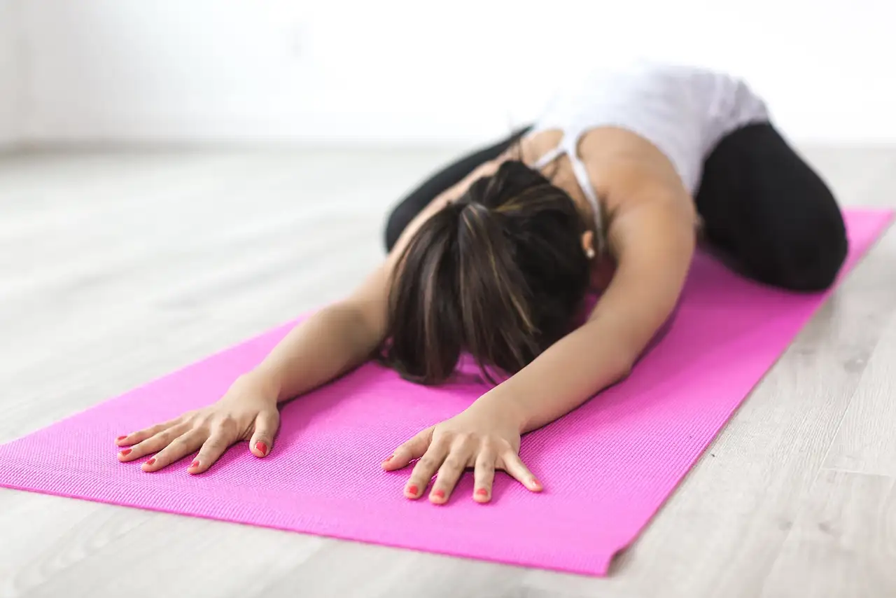 Props yoga: Ontdek de voordelen en technieken